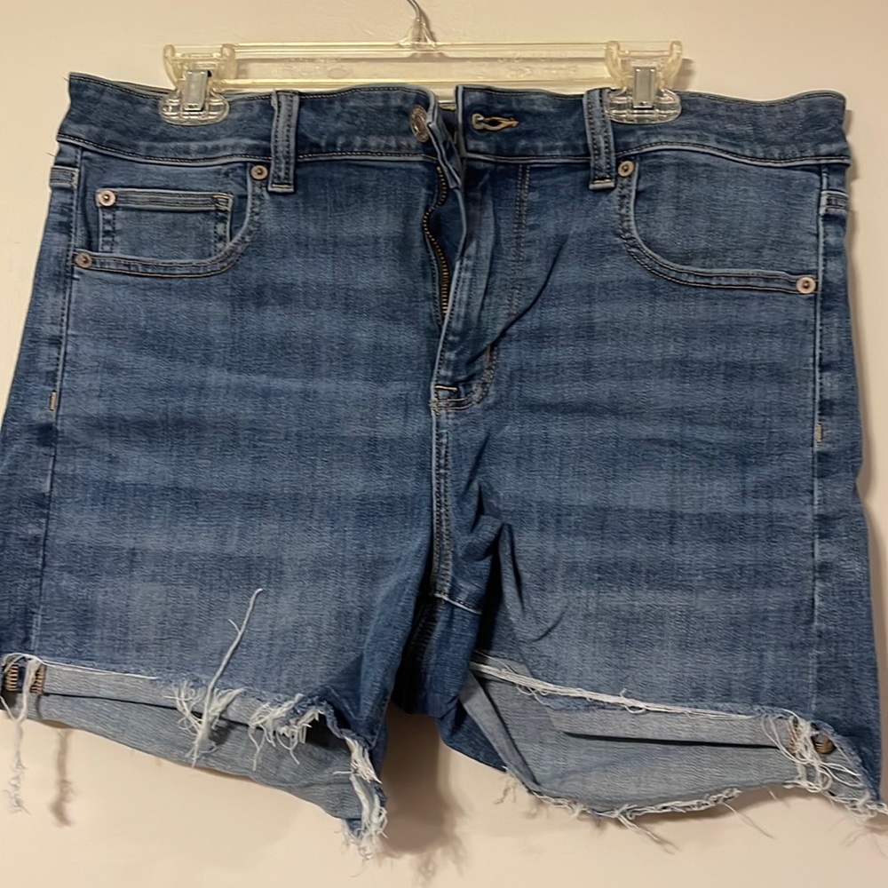 American Eagle jean shorts. Size 16.